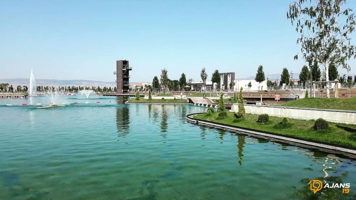 Kent Park'ta Göz Kamaştıran Manzara Değil, Utanç Veren Sahne: Vatandaş İsyan Etti!