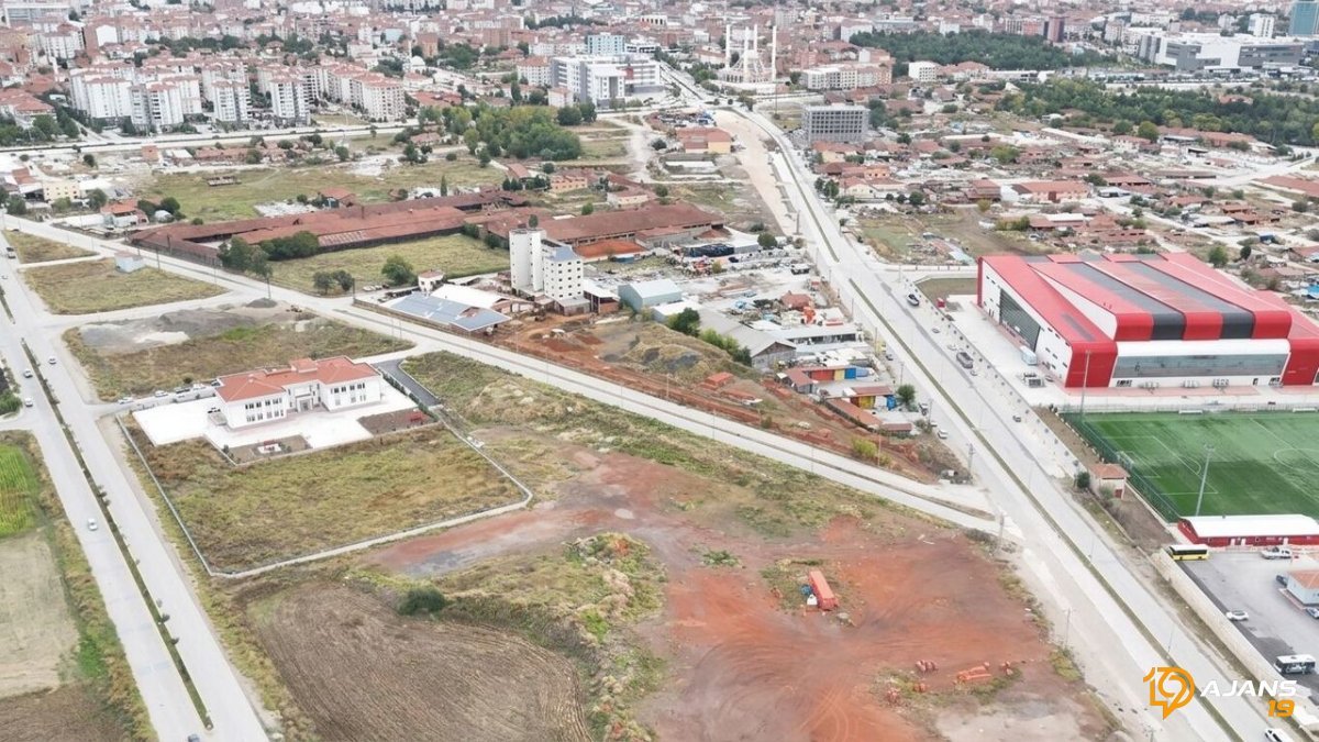 Çorum'da Sağlık Devrimi Kapıda: UMKE Lojistik Deposu Neden Kuruluyor? Şok Detaylar Ortaya Çıktı!