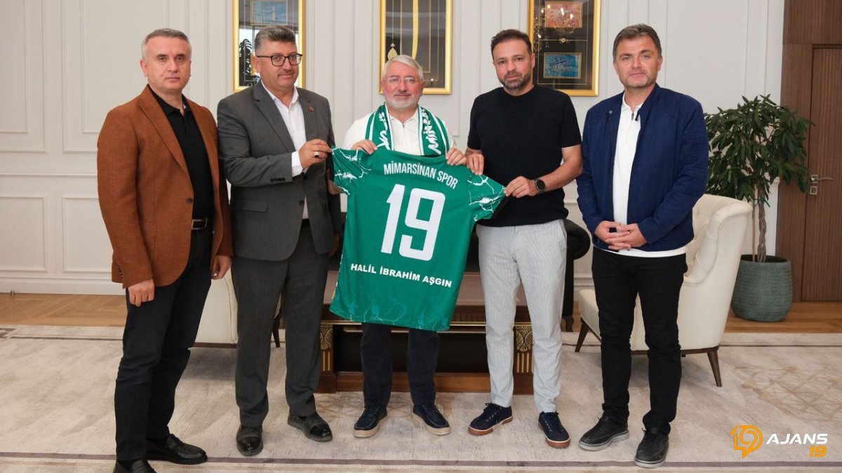 Mimar Sinanspor'da Dev Sponsorluk: Çorum Belediye Başkanı Aşgın'dan Şaşırtan Destek Açıklaması!
