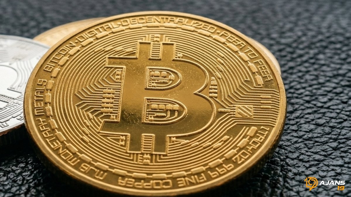 Bitcoin Zirveden Çakıldı: Yarı Yarıya Değer Kaybı ve Kriptonun Geleceği Mercek Altında!