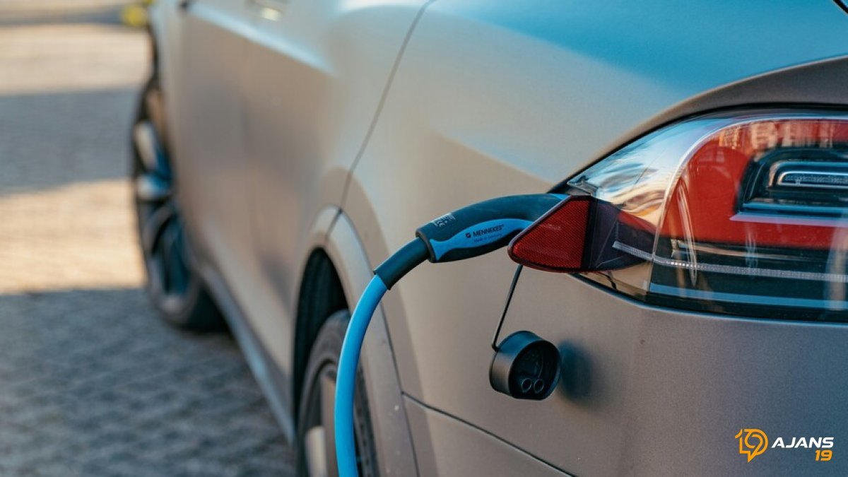 Türkiye'den Küresel Enerji Devrimi Hamlesi: COP31'de Elektrik Rüzgarı Estirilecek!