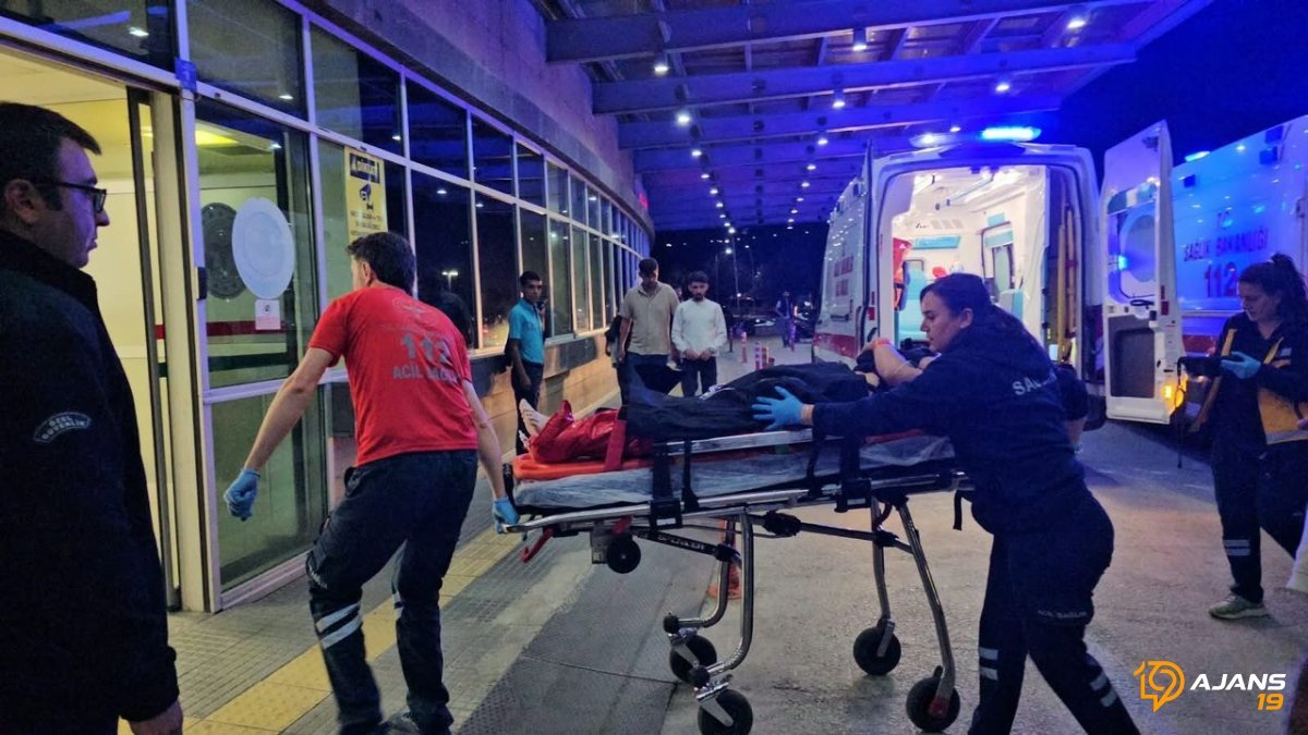 Çorum'da Kanlı Kavşak: Motosiklet ve Otomobil Çarpıştı, 2 Can Acı Kayıp!