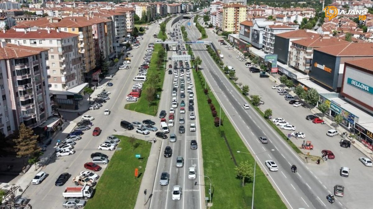 Çorum’da yollarda bayram dönüşü yoğunluğu