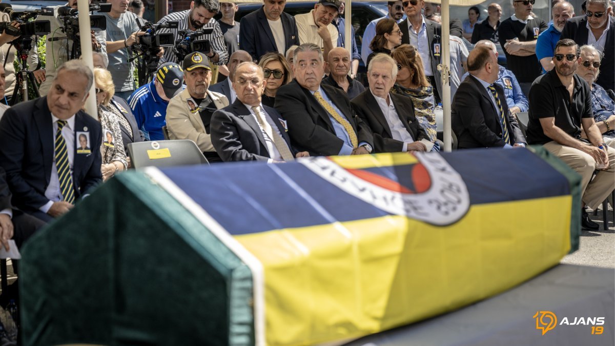 Fenerbahçe'nin Duayen İsmi Gözyaşları İçinde Uğurlandı: Aziz Yıldırım'dan Duygusal Veda!