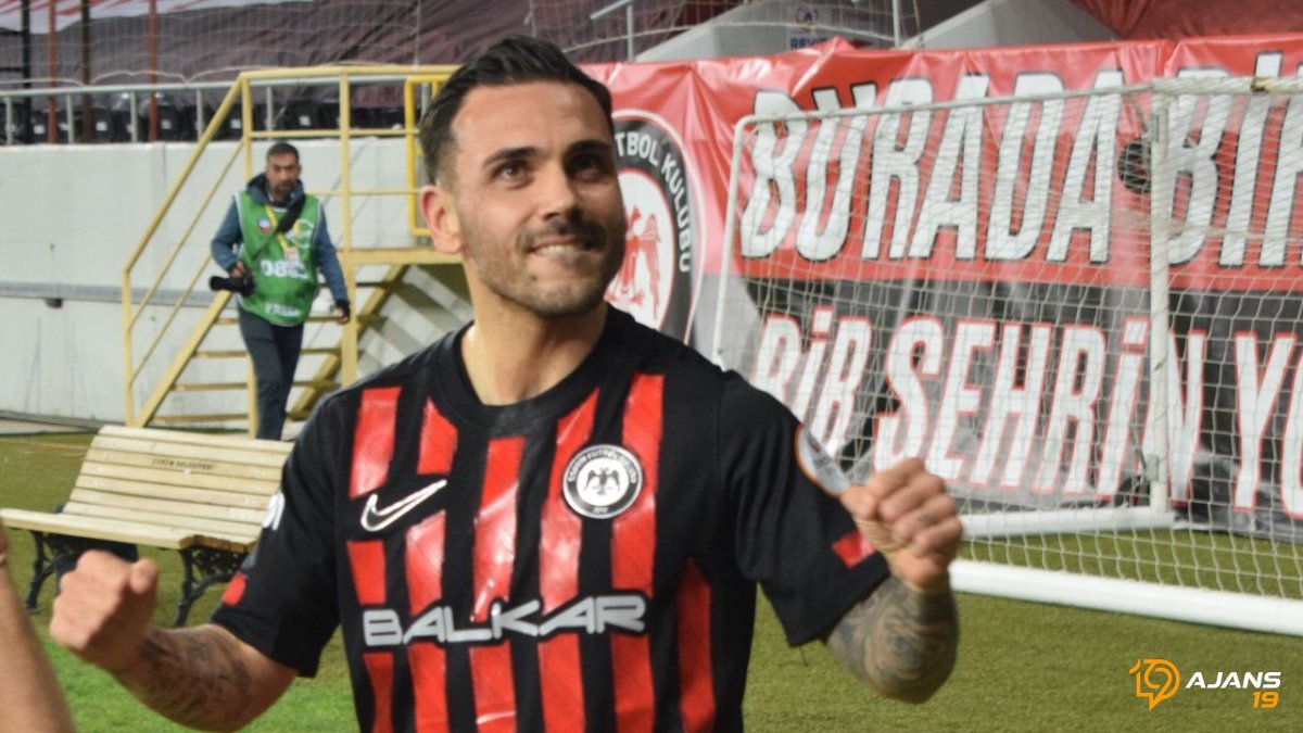 Vanspor İçin İmza Anı Yaklaşıyor: Burak Çoban Transferinde Son Perde!