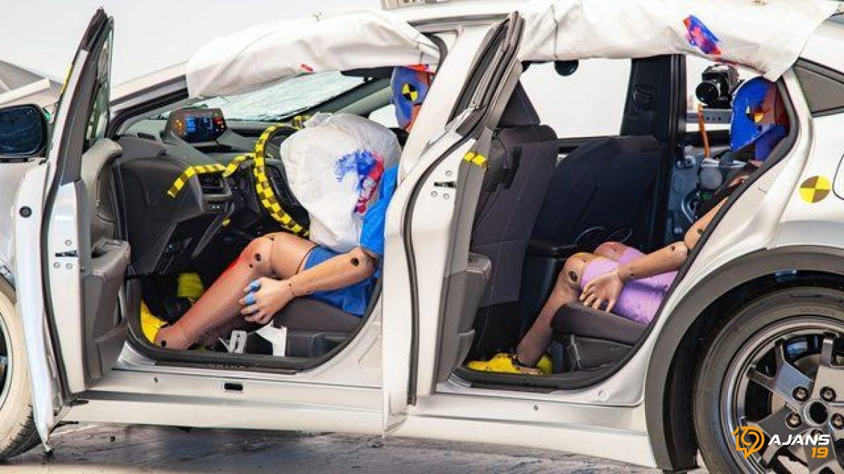 Otomotiv Dünyasında Nefes Kesen Rekabet: IIHS'ten 'En Güvenli' Unvanını Kimler Kaptı? İşte Şampiyonlar!