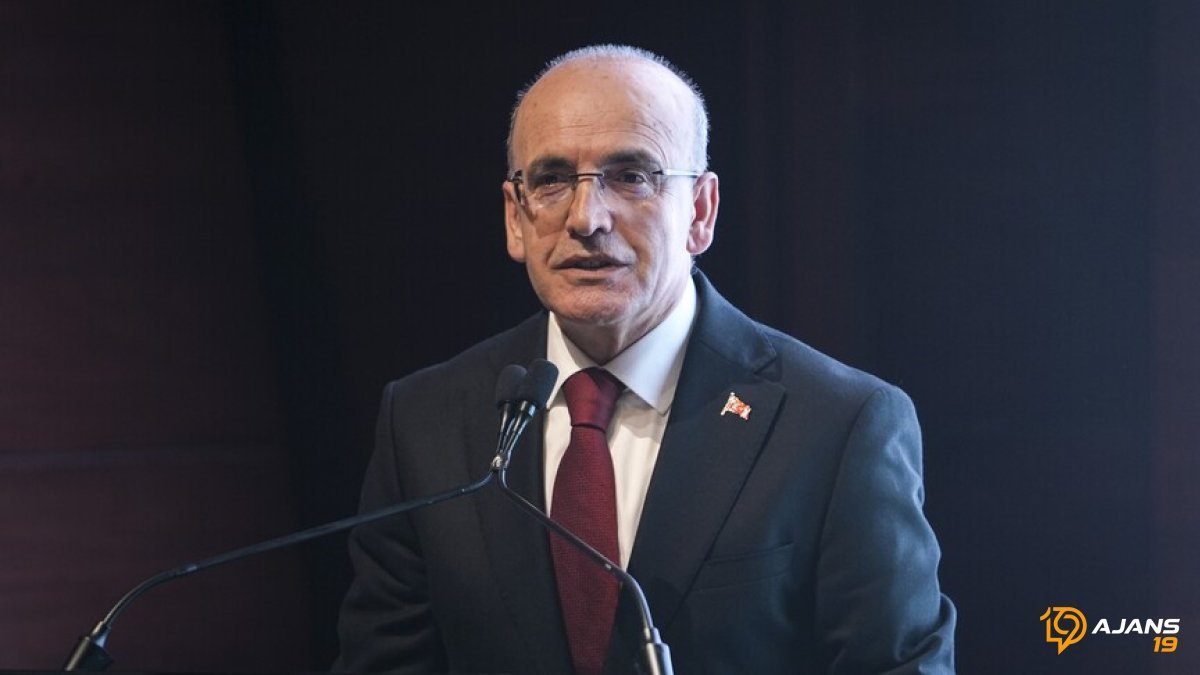 Mehmet Şimşek'ten Kritik Toplantı: Piyasalarda Yeni Dönem Başlıyor Mu?