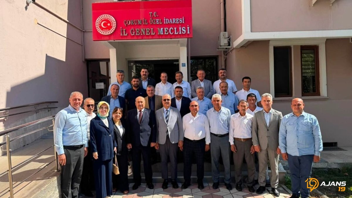 Çorum'da Doğalgaz Devrimi Kapıda: Köyler Enerjiye Kavuşuyor, Milletvekili Ahlatcı Müjdeyi Verdi!