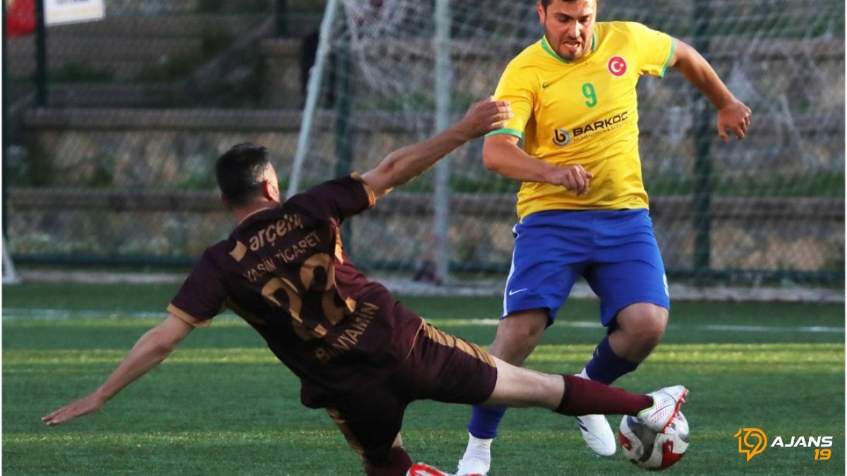 Orta Kuşak Futbol Sahnesi Tarihi Bir Anı Kaçırmamak İçin Sahneye Çıkıyor: Şampiyon Kim Olacak? Nefes Kesecek Final Heyecanı!