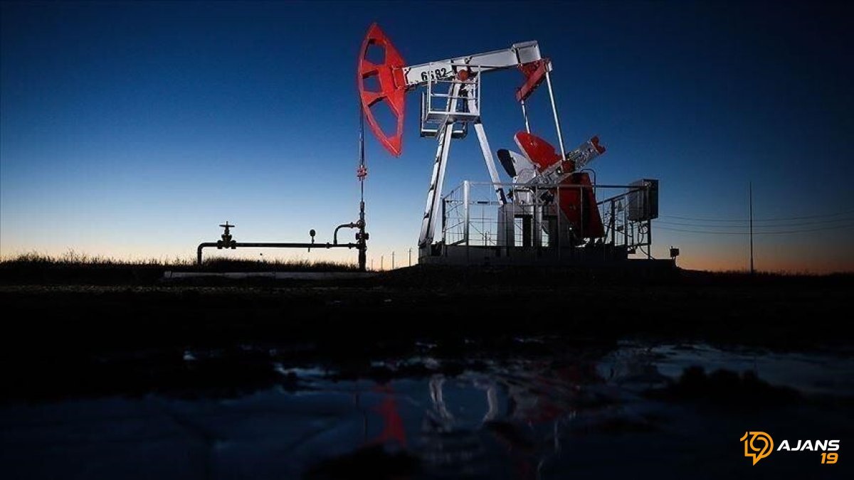 Petrol Piyasası Şokta: Küresel Arzda Devasa Düşüş! Neler Oluyor?