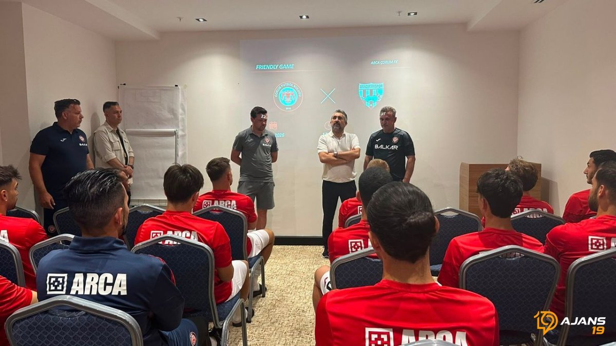 Galatasaray'dan Oyunculara 'Aile' Vurgusu: Tarihi Fırsat Kapıda!