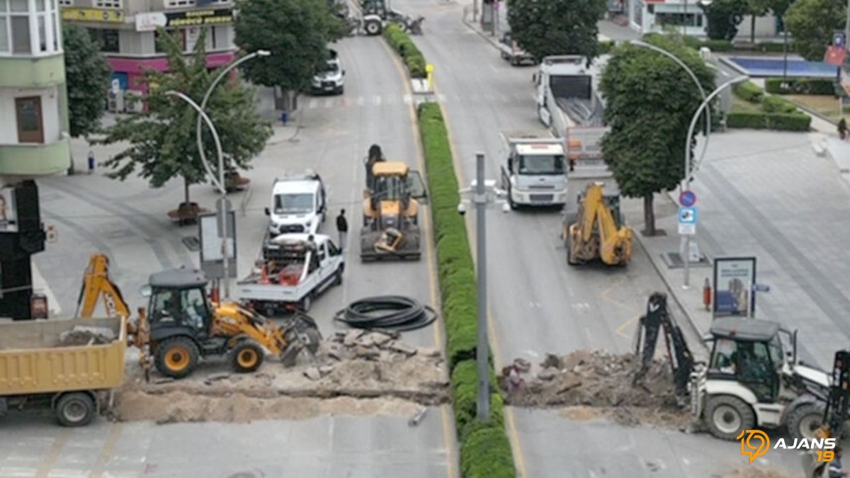 Gazi Caddesi Nefes Aldı: Çorum'un Kalbinde Dev Altyapı Hamlesi Tamamlandı!