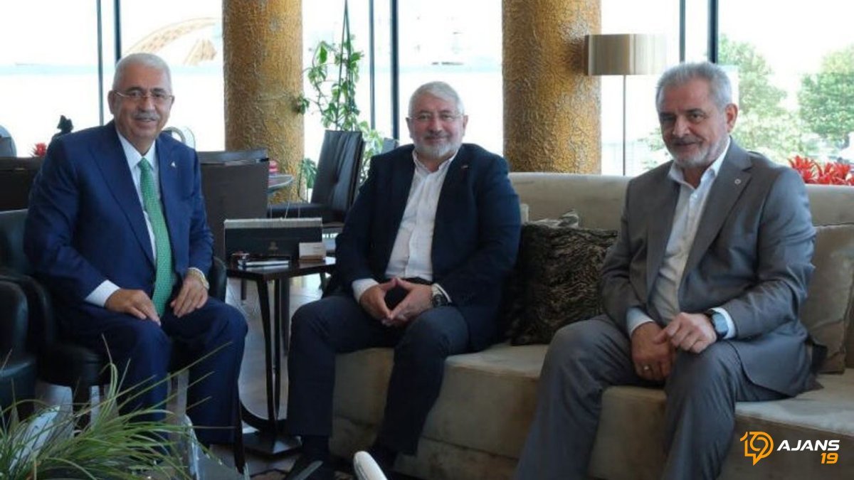 Başkan Aşgın'dan Sürpriz Ziyaret: Ahlatcı Holding'de Neler Konuşuldu?
