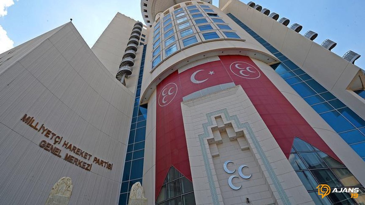 MHP'de Manisa Şoku: İl Teşkilatı Birdenbire Feshedildi, Yeni Başkan Kim Oldu?